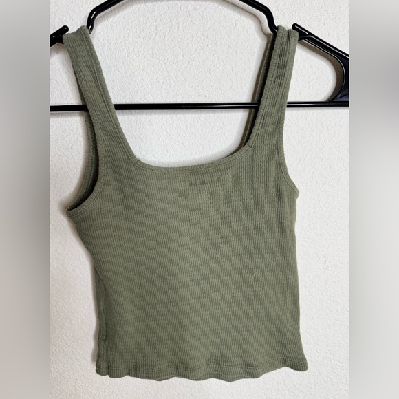 AMERICAN EAGLE SINCH FRONT TANK TOP - Picture 3 of 3